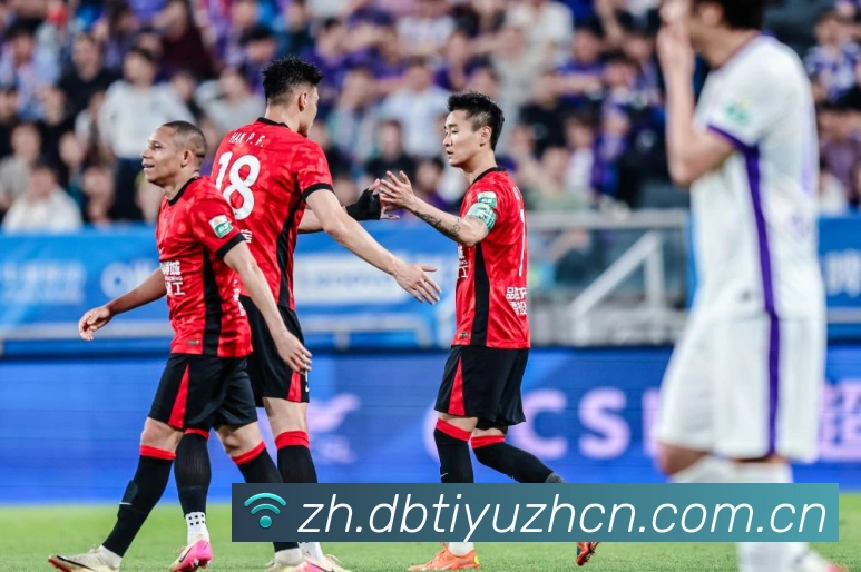 加西亚普拉亚谈球队欧战成本与保级压力对比分析战术观察:最新赛事动态与深度分析 加西亚普拉亚谈球队欧战成本与保级压力对比分析战术观察:最新赛事动态与深度分析